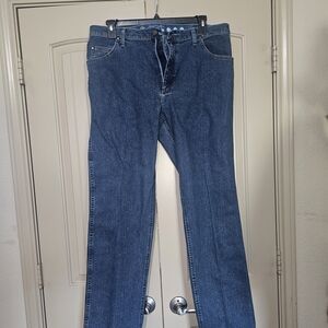 Wrangler Men's Bootcut Jeans in Dark Blue Wash